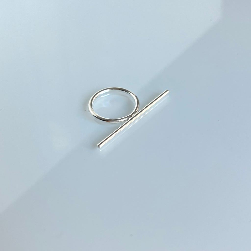 Linear Stackable Ring